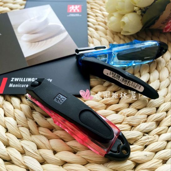 Picture of 360 ROTETING PLASTIC FANCY NAIL CUTTER